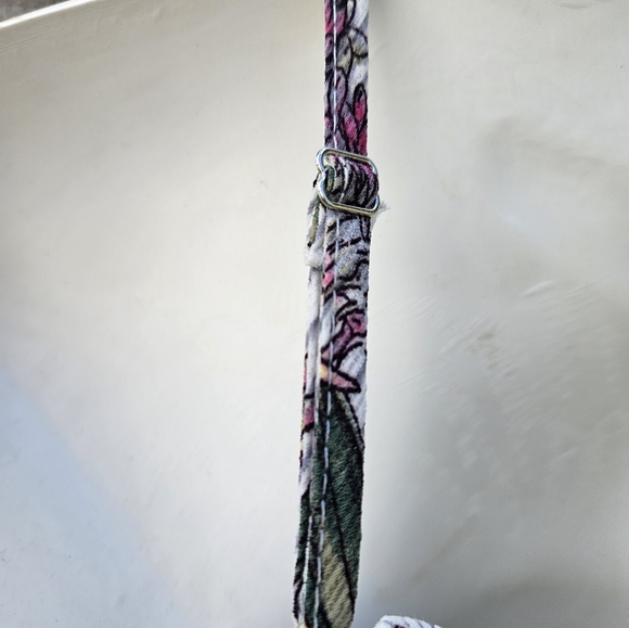 Entro Cold Shoulder Blouse - Picture 5 of 10